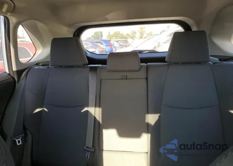 2020 Toyota Rav4 Le z USA, uszkodzony, nr VIN JTMMWRFV1LD064097